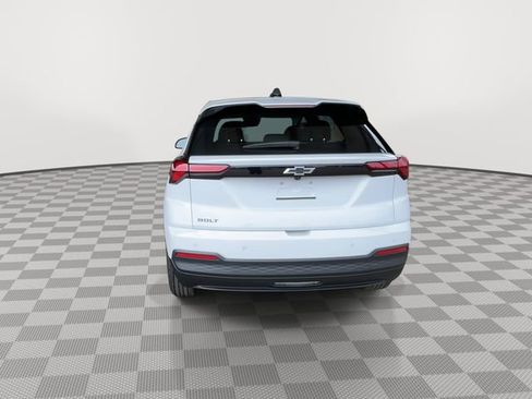 New 2027 Chevrolet Bolt LT w/ Comfort Package FWD image 6
