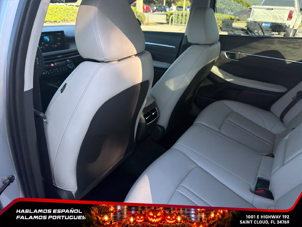 Used 2025 Hyundai Sonata Limited FWD image 25