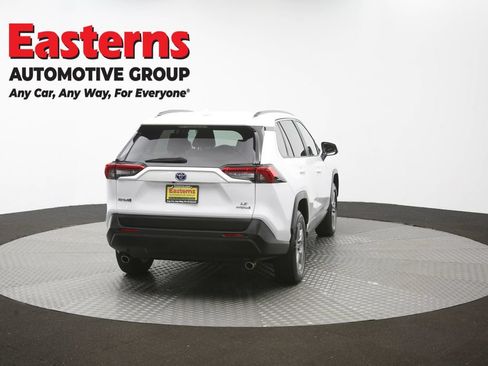 Used 2023 Toyota RAV4 LE AWD/4WD image 37