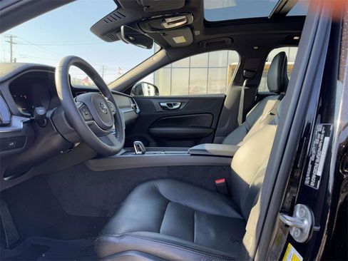 Certified 2023 Volvo S60 B5 Plus w/ Climate Package image 13