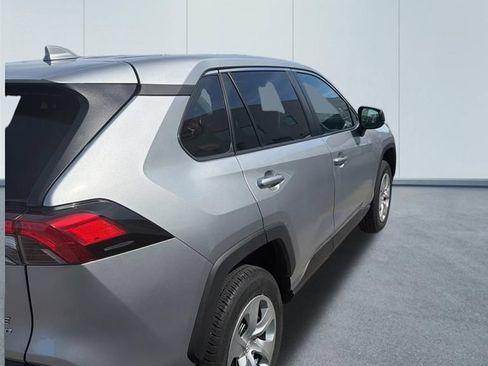 Used 2024 Toyota RAV4 LE AWD/4WD image 3
