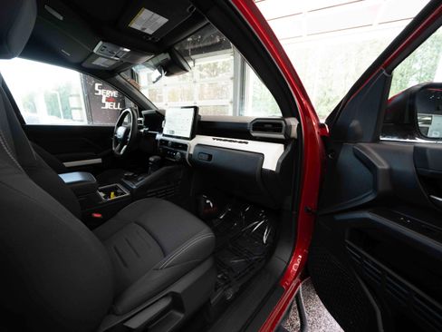 Used 2024 Toyota Tacoma TRD Off-Road image 25