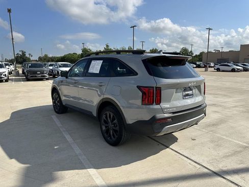 Used 2023 Kia Sorento SX Prestige image 7