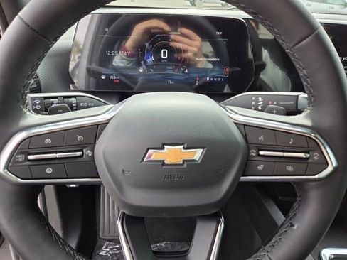 New 2026 Chevrolet Equinox LT image 10