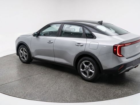 Used 2025 Kia K4 FWD image 6