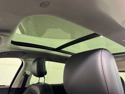 New 2026 Lincoln Nautilus Premier w/ Equipment Group 102A image 20