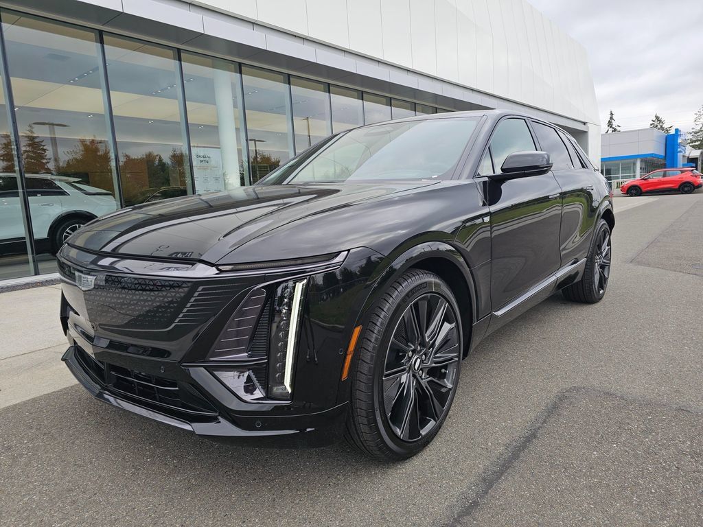 New 2027 Cadillac Lyriq Signature Sport w/ Nappa Leather Package AWD/4WD image 3