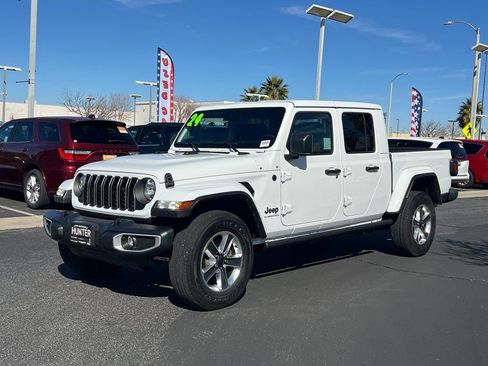 Certified 2024 Jeep Gladiator Sport w/ Premium Package image 2