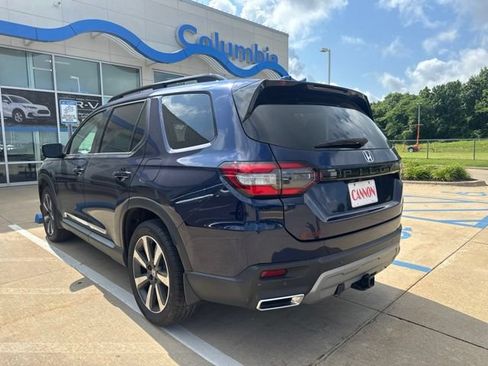 Certified 2025 Honda Pilot Touring image 7