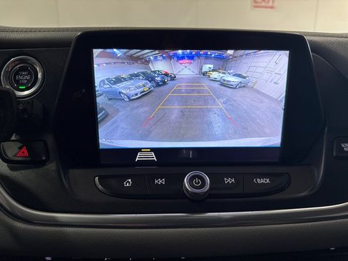 Used 2019 Chevrolet Blazer LT FWD image 19