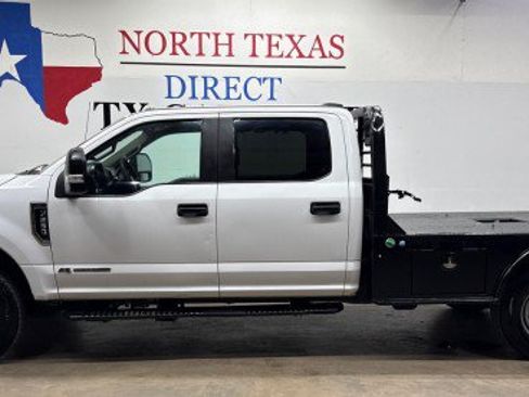 Used 2022 Ford F250 XL w/ Power Equipment Group AWD/4WD image 10