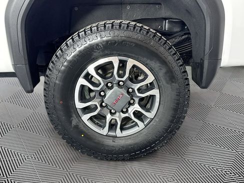 Used 2023 GMC Sierra 3500 SLE w/ SLE Convenience Package AWD/4WD image 29