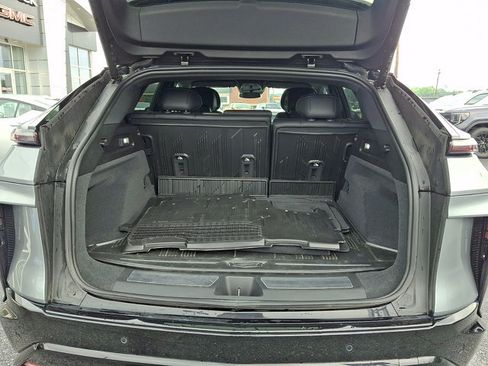 Used 2024 Cadillac Lyriq Sport w/ LPO, Floor Liner Package AWD/4WD image 33