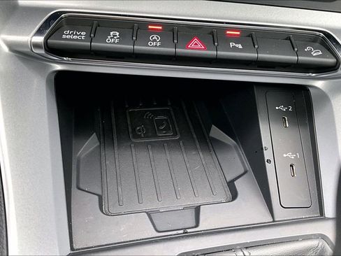 Used 2025 Audi Q3 2.0T Premium Plus w/ Premium Plus Package image 16