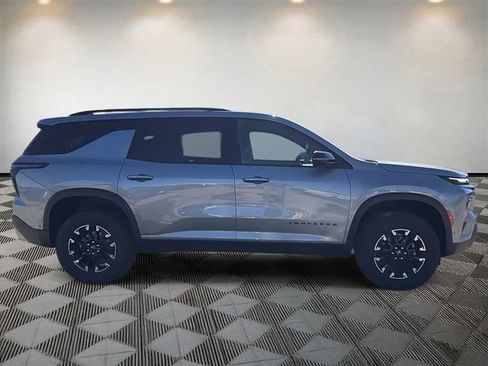 New 2026 Chevrolet Traverse Z71 w/ Enhanced Driving Package image 4