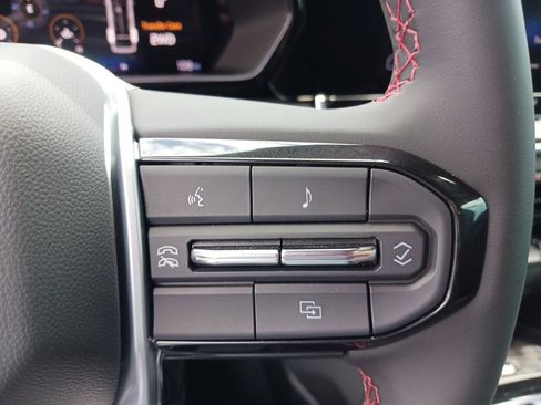 New 2025 Chevrolet Colorado Z71 w/ Technology Package image 16