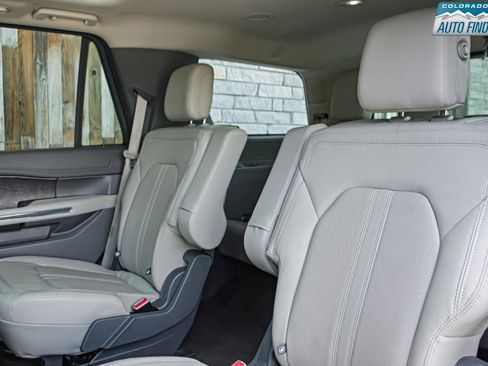 Used 2019 Ford Expedition Limited w/ Special Edition Package AWD/4WD image 27