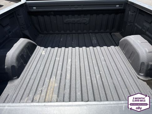 Used 2023 GMC Sierra 1500 AT4 w/ Technology Package AWD/4WD image 4