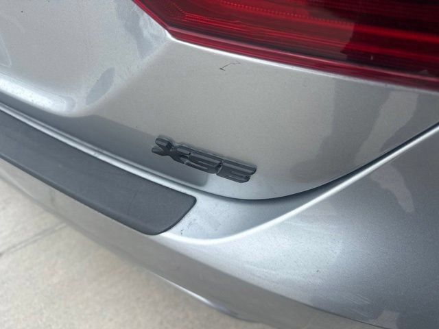 Used 2024 Toyota Camry XSE FWD image 4
