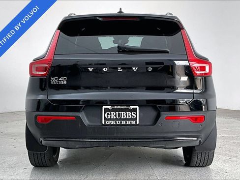 Certified 2023 Volvo XC40 Recharge Plus AWD/4WD image 5
