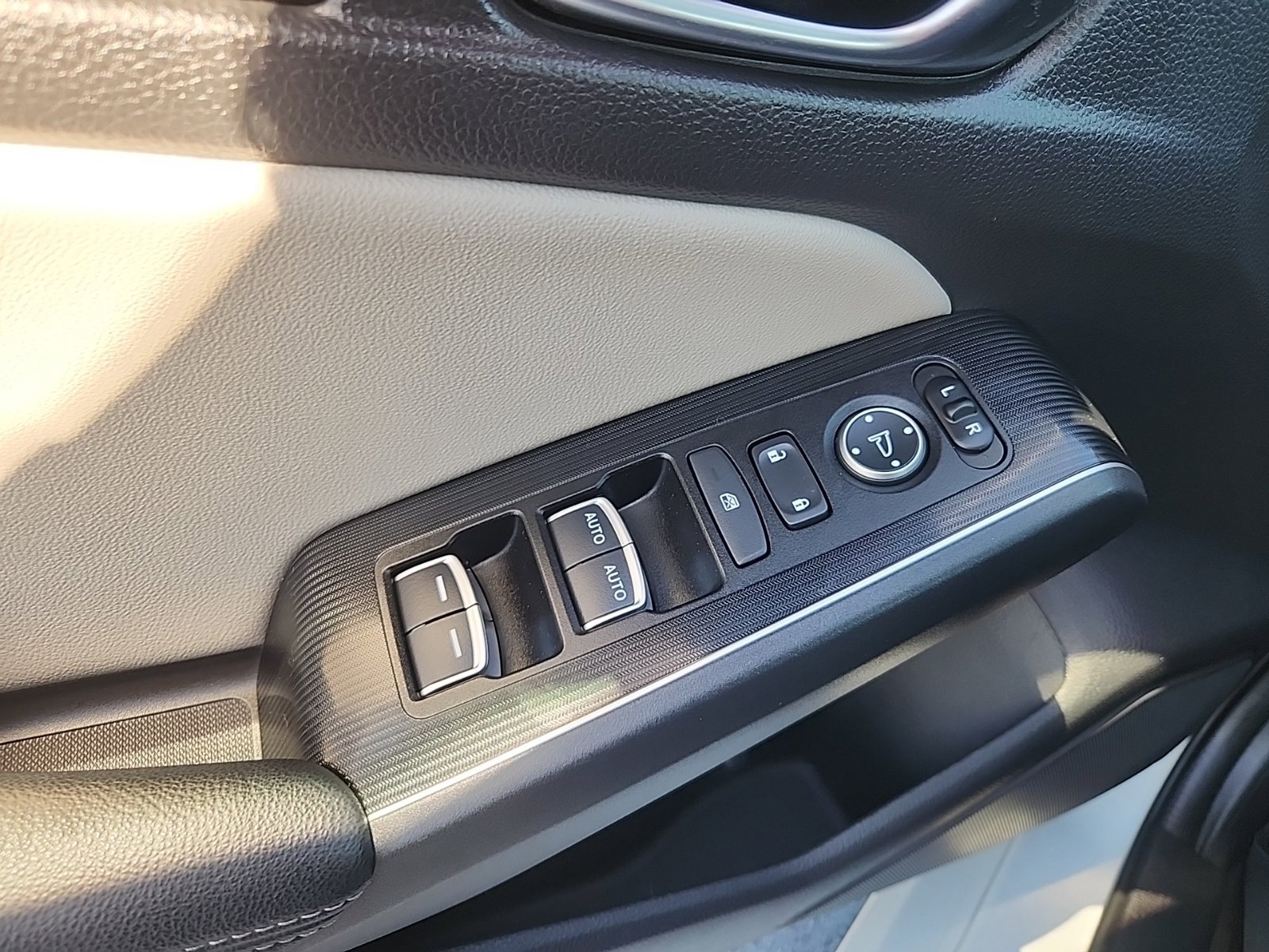 Used 2022 Honda Civic Sport Touring image 29