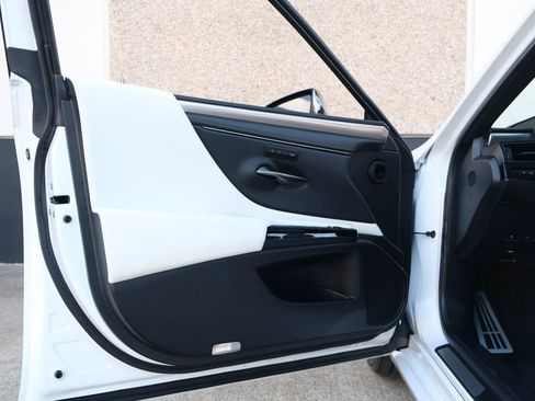 Used 2023 Lexus ES 350 F Sport image 19