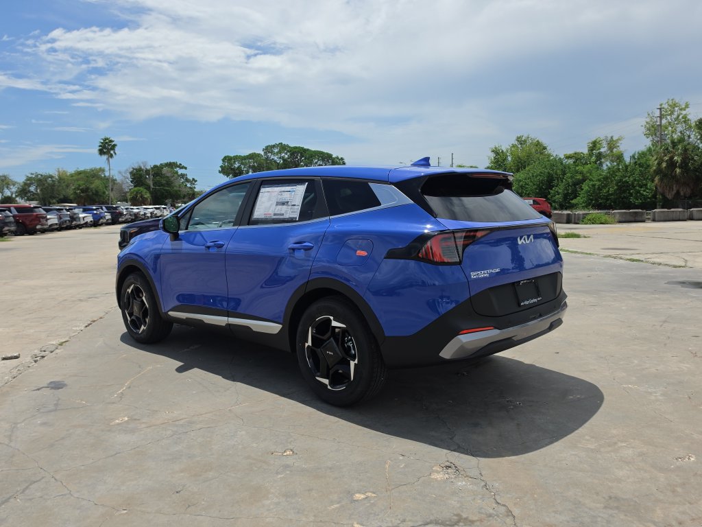 New 2027 Kia Sportage EX FWD image 6