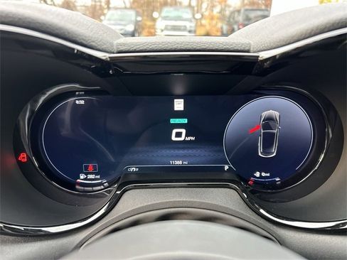 Used 2024 Alfa Romeo Tonale Veloce w/ Premium Interior Package image 19