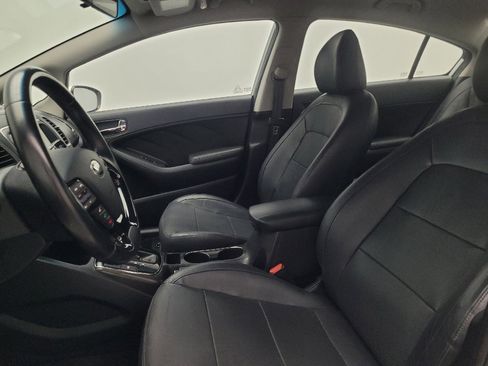 Used 2017 Kia Forte EX image 17