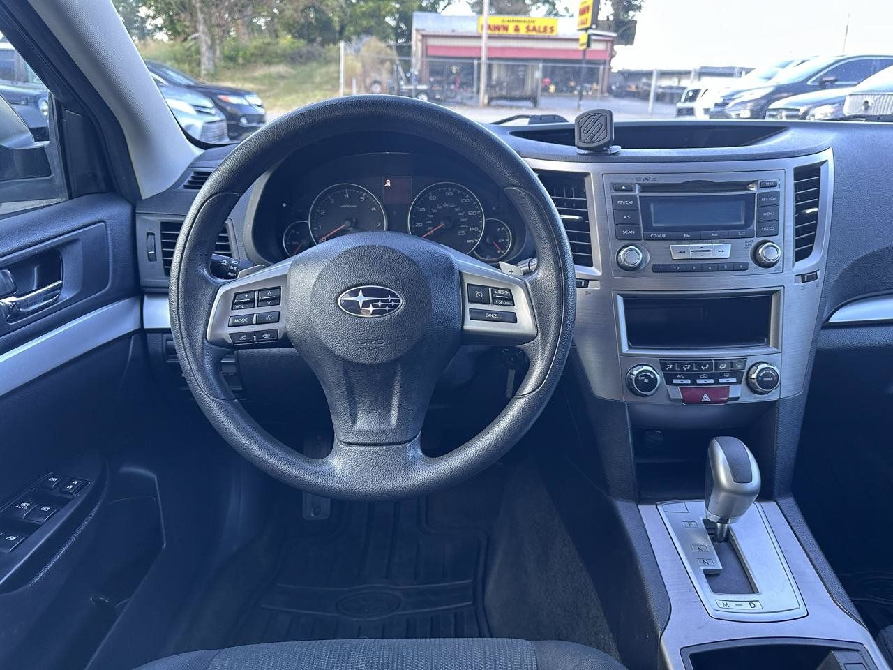 Used 2014 Subaru Outback 2.5i AWD/4WD image 18