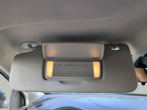 Used 2024 Buick Encore GX Sport Touring image 32