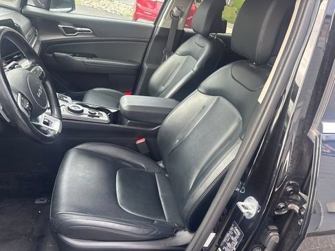 Used 2023 Kia Sportage EX AWD/4WD image 8