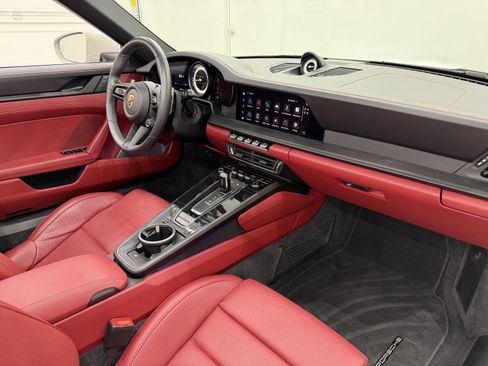 Certified 2024 Porsche 911 Carrera GTS RWD image 25