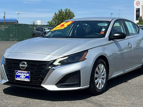 Used 2024 Nissan Altima 2.5 S FWD image 1