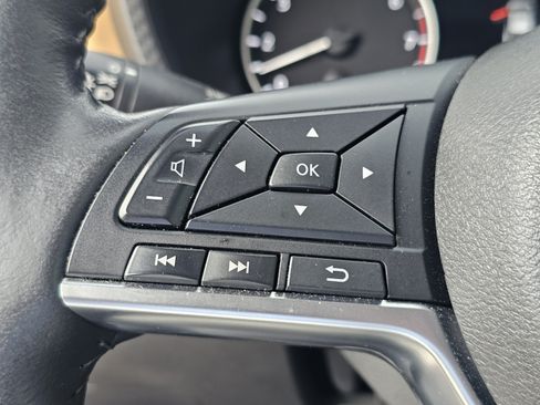 Used 2024 Nissan Sentra SV w/ SV Premium Package FWD image 20