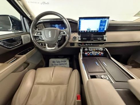 Used 2023 Lincoln Navigator L Reserve AWD/4WD image 40