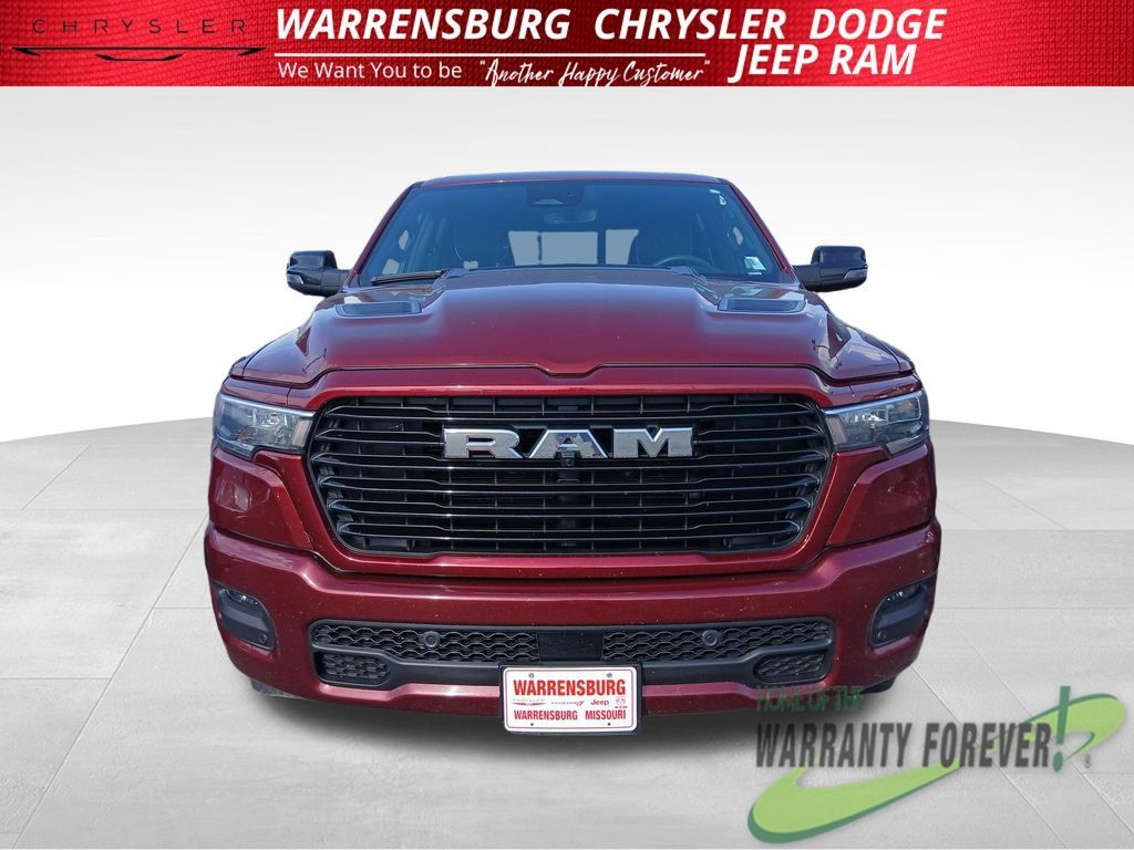 Used 2025 RAM 1500 Laramie AWD/4WD image 10