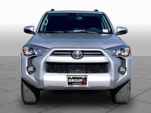 Used 2023 Toyota 4Runner SR5 Premium w/ Moonroof Package AWD/4WD image 4