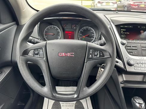 Used 2017 GMC Terrain SLE FWD image 13