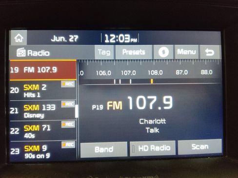 Used 2017 Kia Sorento FWD w/ LX Convenience Package image 25