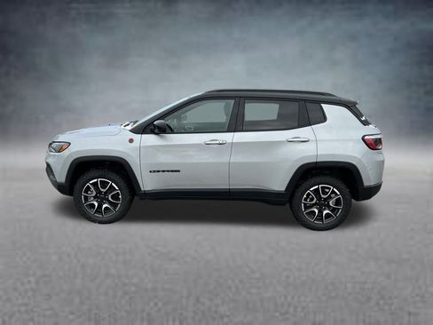 New 2026 Jeep Compass Trailhawk image 6