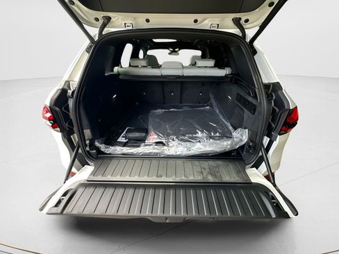 New 2026 BMW X5 sDrive40i w/ Premium Package RWD image 22