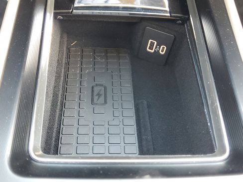 New 2026 Lincoln Corsair Premiere image 23