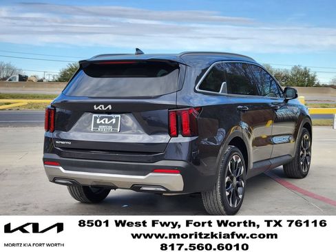 New 2025 Kia Sorento EX w/ Panoramic Sunroof Package FWD image 4