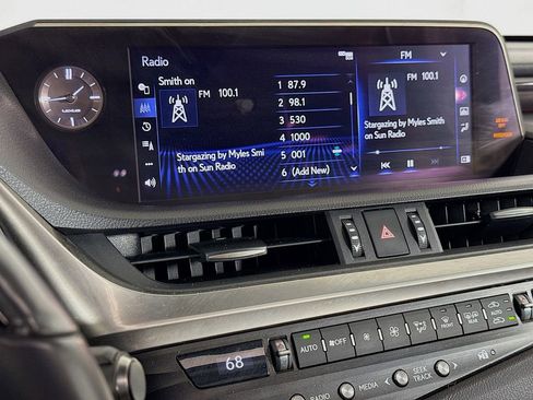 Used 2019 Lexus ES 350 350 Luxury w/ Accessory Package image 15