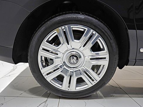 Used 2022 Rolls-Royce Cullinan AWD/4WD image 52
