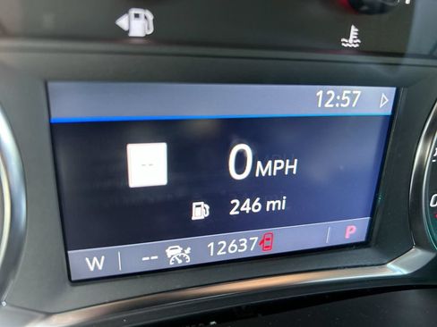 Used 2023 Chevrolet Traverse RS AWD/4WD image 16