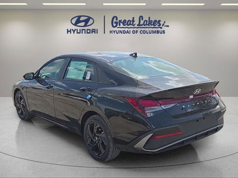 New 2026 Hyundai Elantra Sport FWD image 5