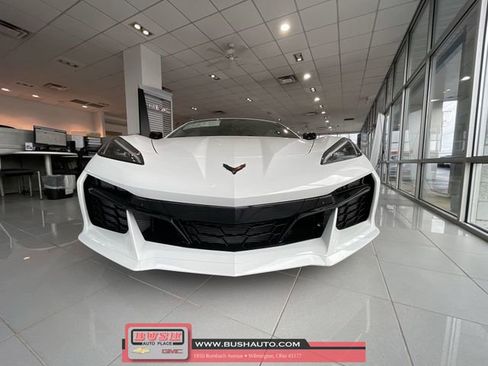 New 2025 Chevrolet Corvette E-Ray w/ ZER Performance Package image 28