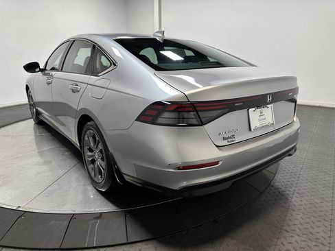 Used 2023 Honda Accord EX image 9